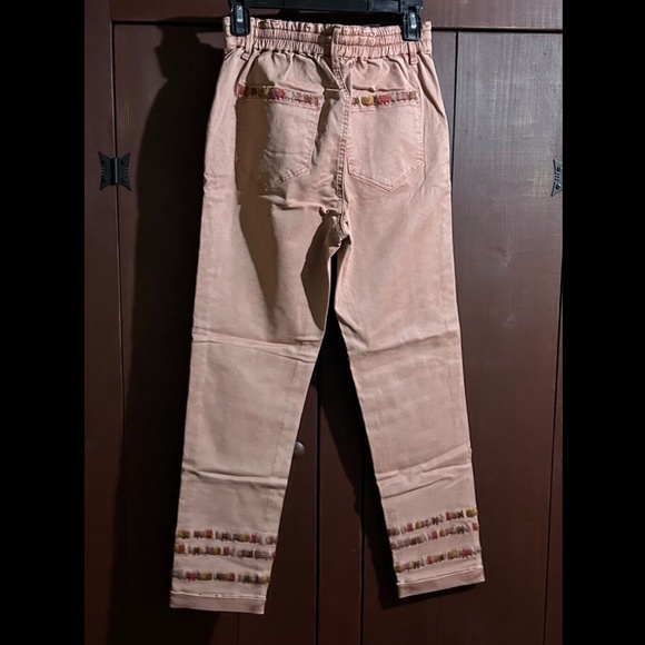 Driftwood Elastic Waist Tapered Ankle Embroidered Pants Clay Size S - NWT - Picture 2 of 6